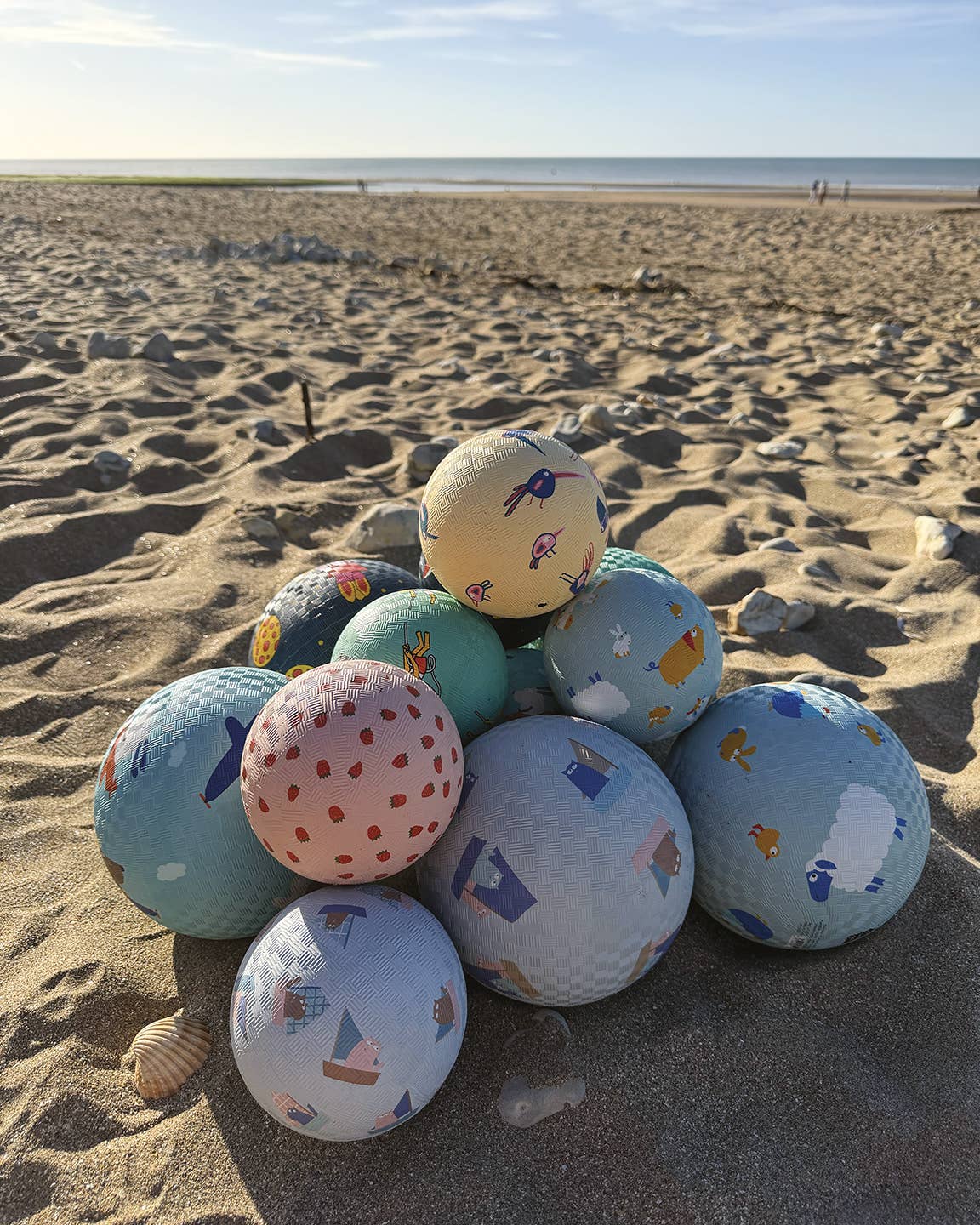Petit Jour Paris - Spielball (⌀ 13 cm) • Erdbeeren - ROSA ECK