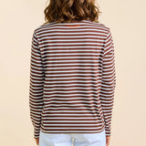 Gestreiftes Langarmshirt in Braun und Cremeweiß – Ansicht 4