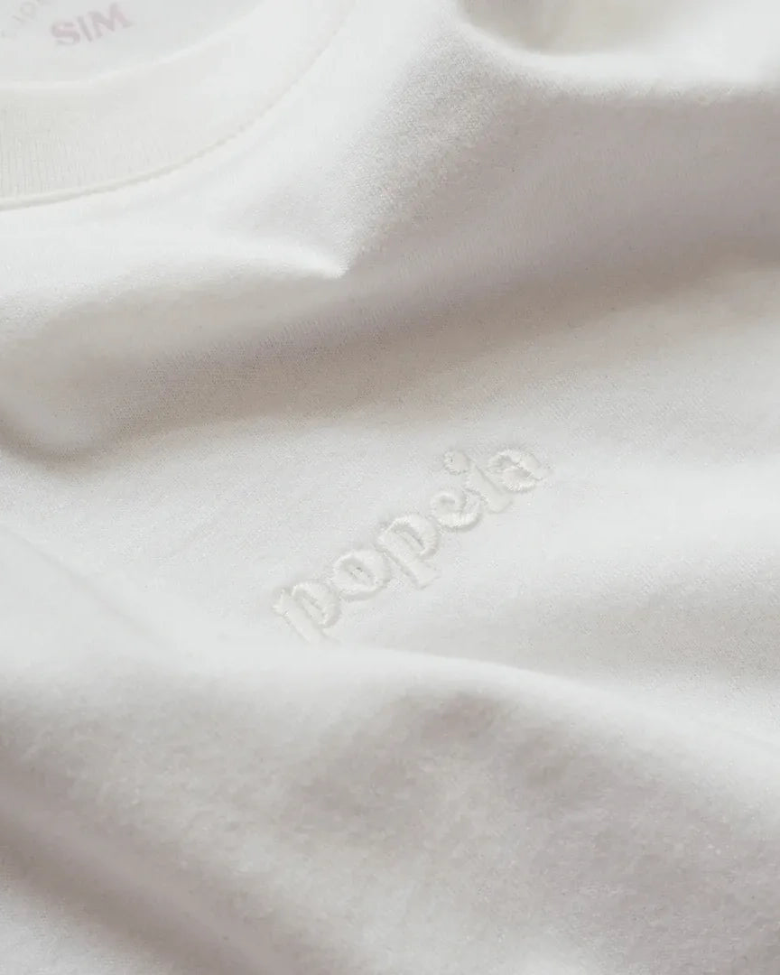 popeia - T-Shirt aus Bio - Baumwolle | Off - White - T-Shirt - ROSA ECK Concept Store