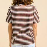 Gestreiftes T-Shirt in Braun und Cremeweiß – Ansicht 3