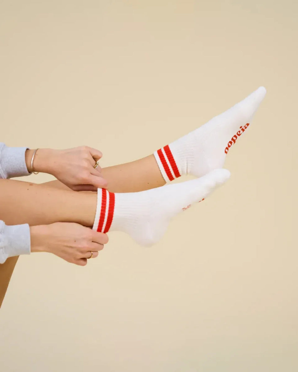 popeia - THE TENNIS Ankle Socken aus Bio - Baumwolle • Rote Streifen - Socken - ROSA ECK Concept Store