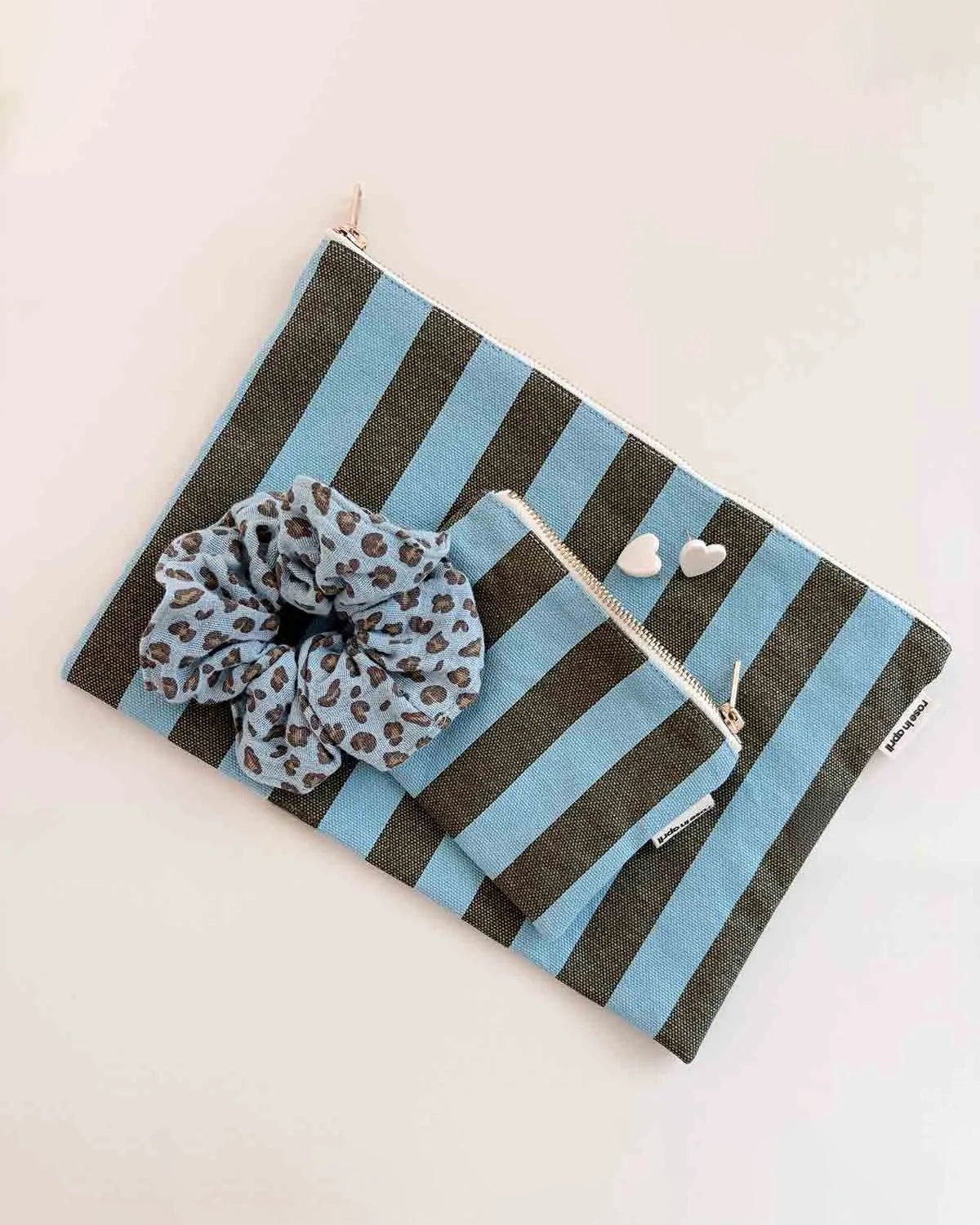 Rose in April - CHOUCHOU Haargummi • Mini Leopard Sky Blue - Haargummi - ROSA ECK