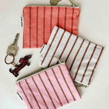 Rose in April - MARIE Geldbeutel • Stripes Tennis Pecan/Greige - ROSA ECK