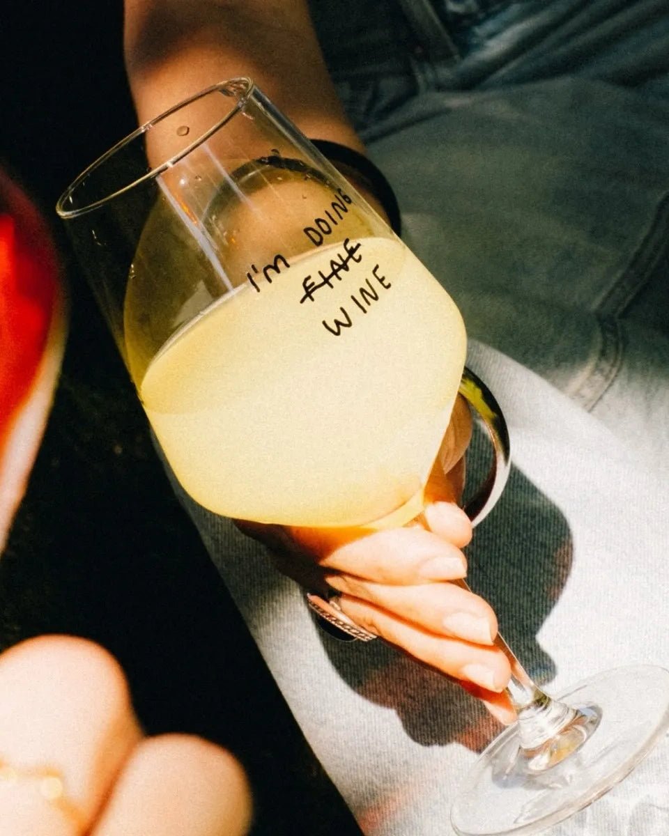 selekkt - Weinglas mit Spruch • I'm Doing Wine - ROSA ECK