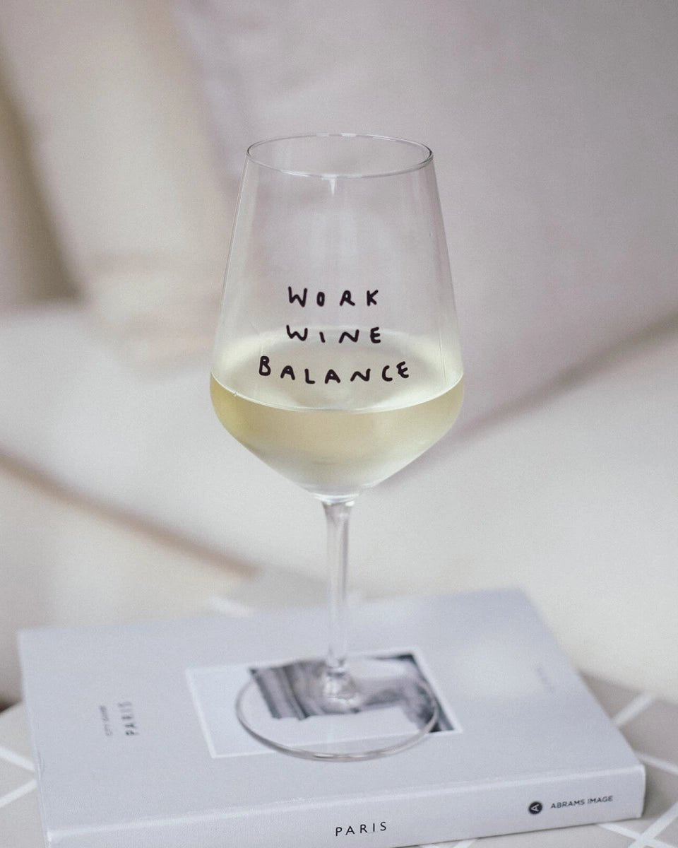 selekkt - WORK WINE BALANCE Weinglas mit Spruch - Trinkglas - ROSA ECK Concept Store