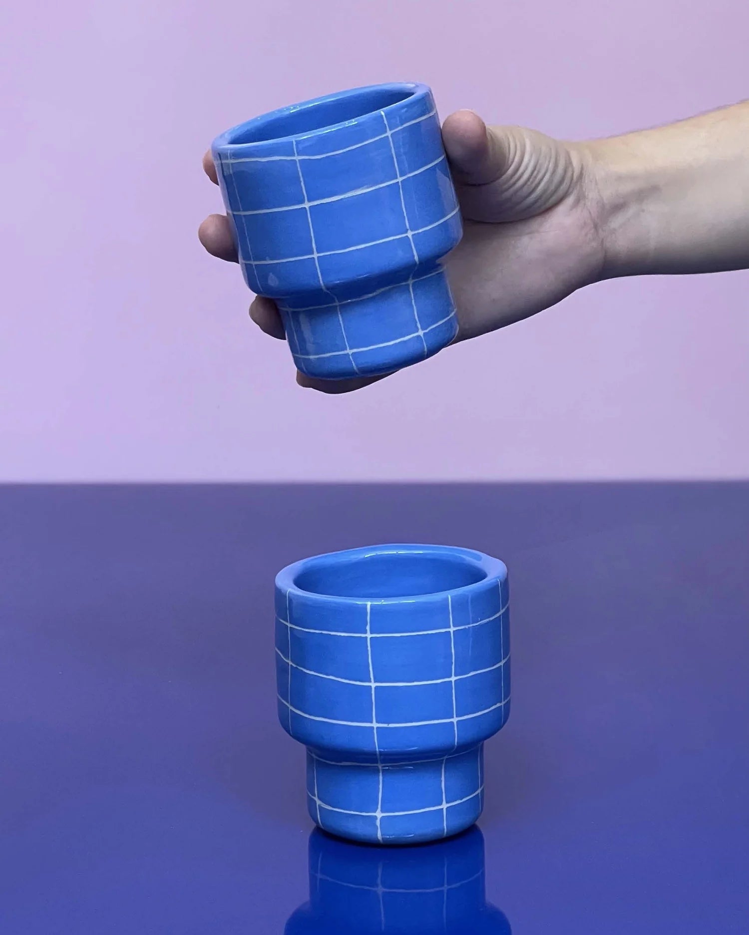 SOMANYBLOBS - GRID Tasse (220 ml) • Hellblau - ROSA ECK