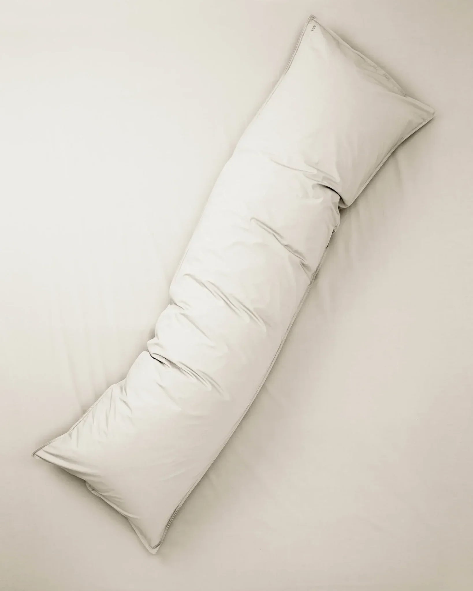 SUITE702 - bedMATE XL-Kopfkissen (Gänsefedern) • White - ROSA ECK
