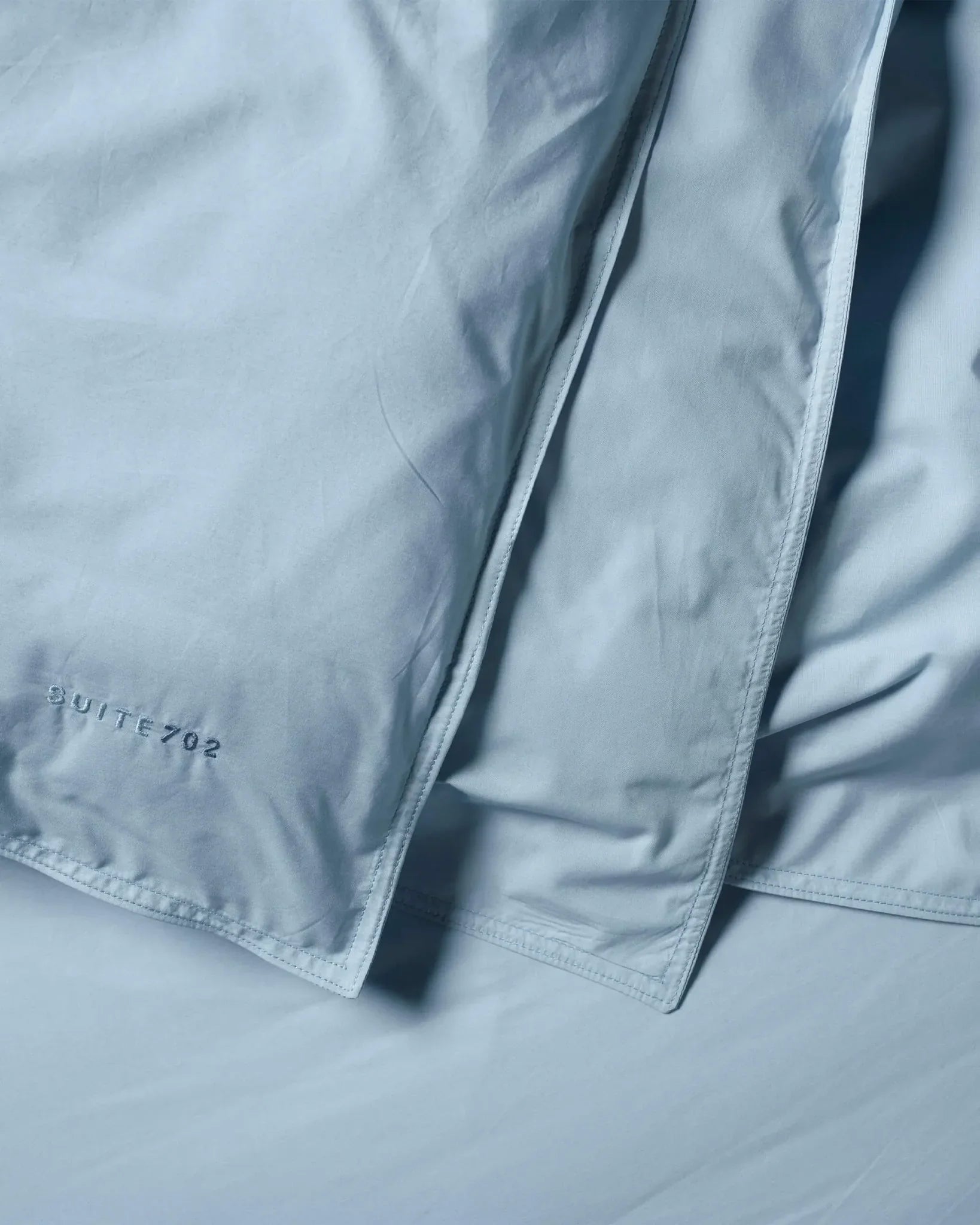 SUITE702 - Bettbezug aus Bio-Baumwolle • Sky Blue - ROSA ECK