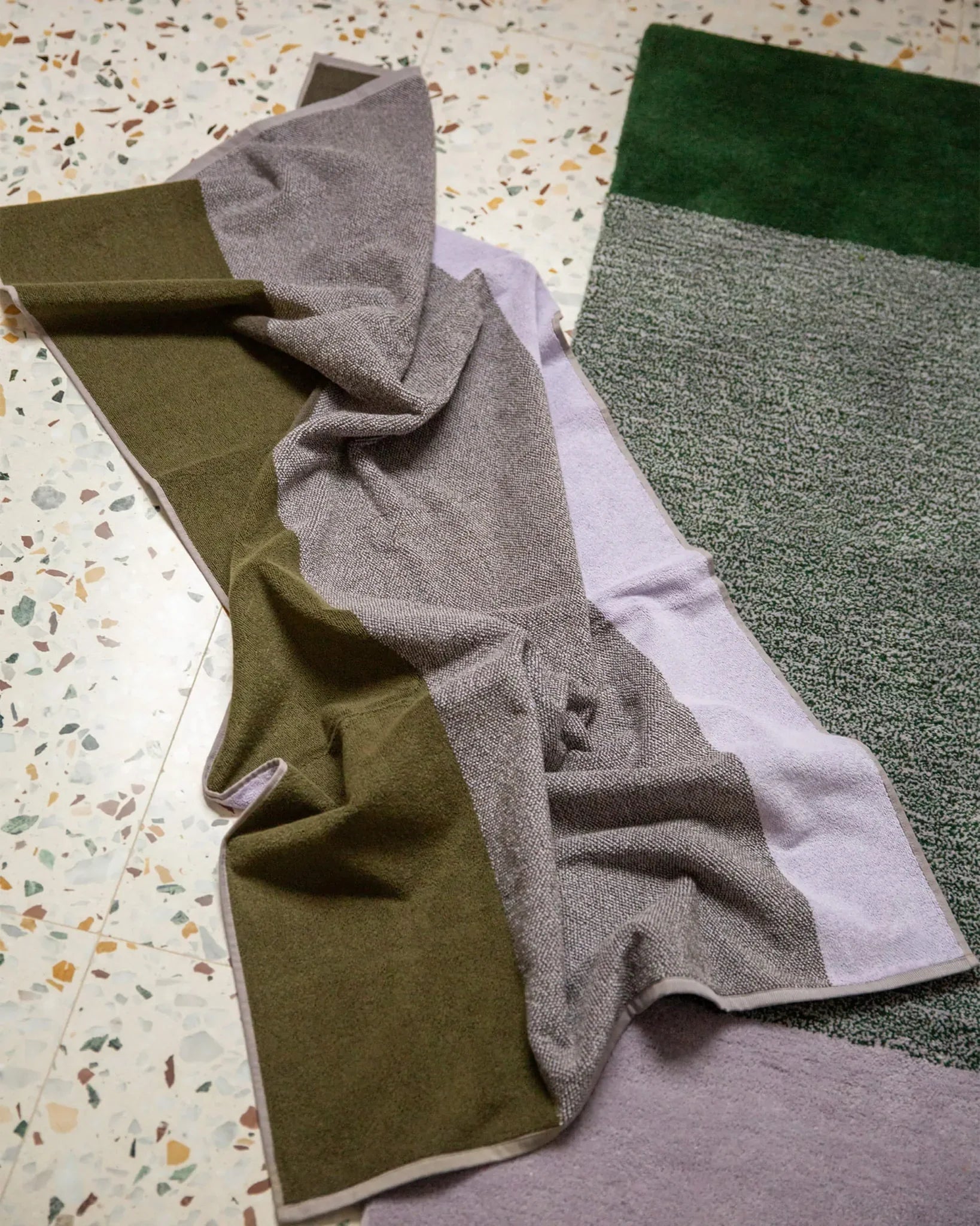SUITE702 - BLEND Handtuch-Set (2 Stk.) • Green-Lilac - ROSA ECK