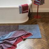 SUITE702 - BLEND Handtuch-Set (2 Stk.) • Sky Blue-Bordeaux - ROSA ECK