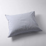 SUITE702 - Gestreifter Kissenbezug aus Bio-Baumwolle (80 x 80 cm) • Blue-Ecru - ROSA ECK