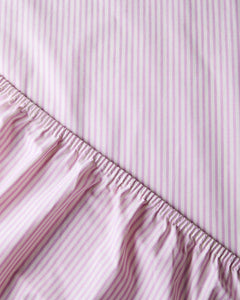 SUITE702 - Gestreiftes Spannbettlaken aus Bio-Baumwolle • Pink-Ecru - ROSA ECK