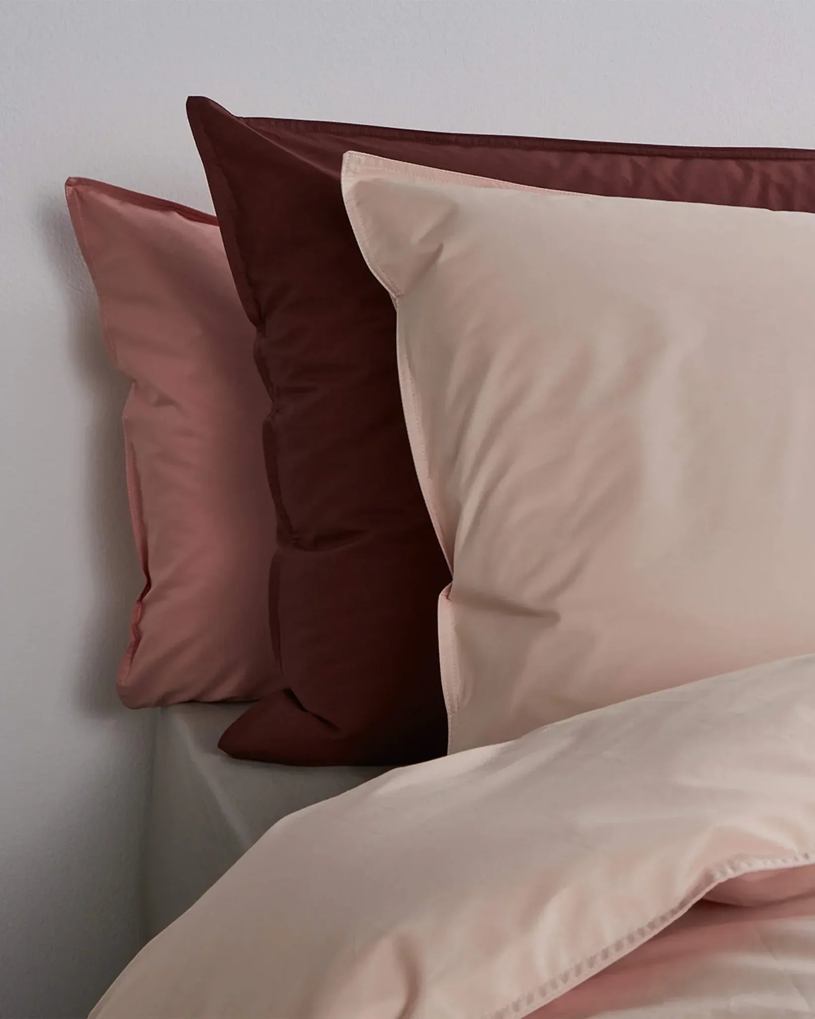 SUITE702 - Kissenbezug aus Bio-Baumwolle (80 x 80 cm) • Blush - ROSA ECK