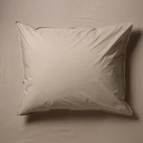 SUITE702 - Kissenbezug aus Bio-Baumwolle (80 x 80 cm) • Camel - ROSA ECK