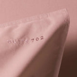 SUITE702 - Kissenbezug aus Bio-Baumwolle (80 x 80 cm) • Dusty Rose - ROSA ECK