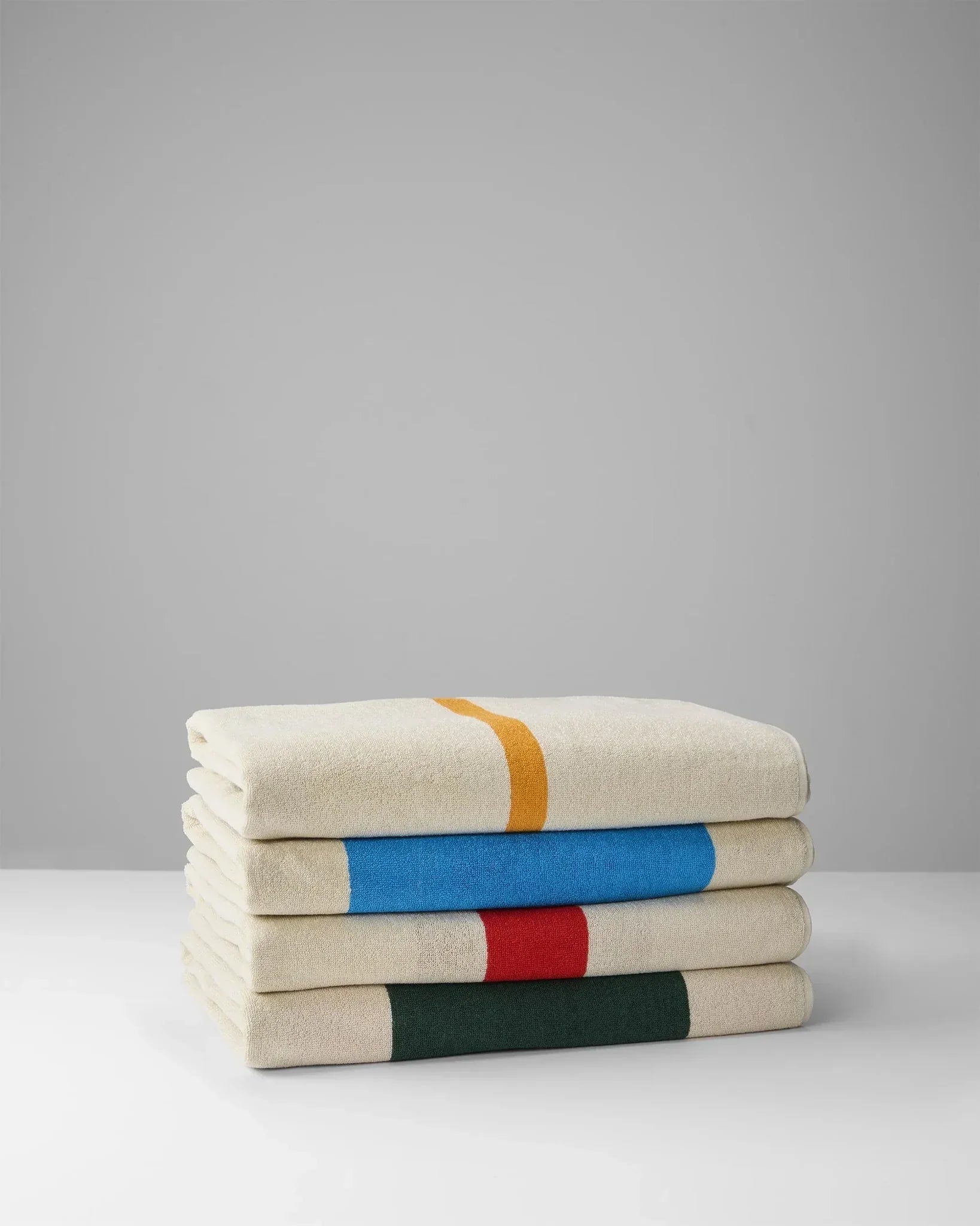 SUITE702 - MARTENS & MARTENS Strandtuch (90 x 180 cm) • Red-Dark Green-Toffee-Pink - ROSA ECK