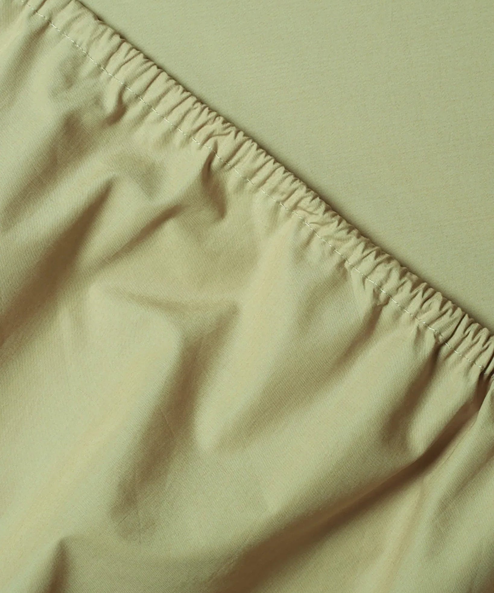 SUITE702 - Spannbettlaken aus Bio-Baumwolle • Pistachio - ROSA ECK
