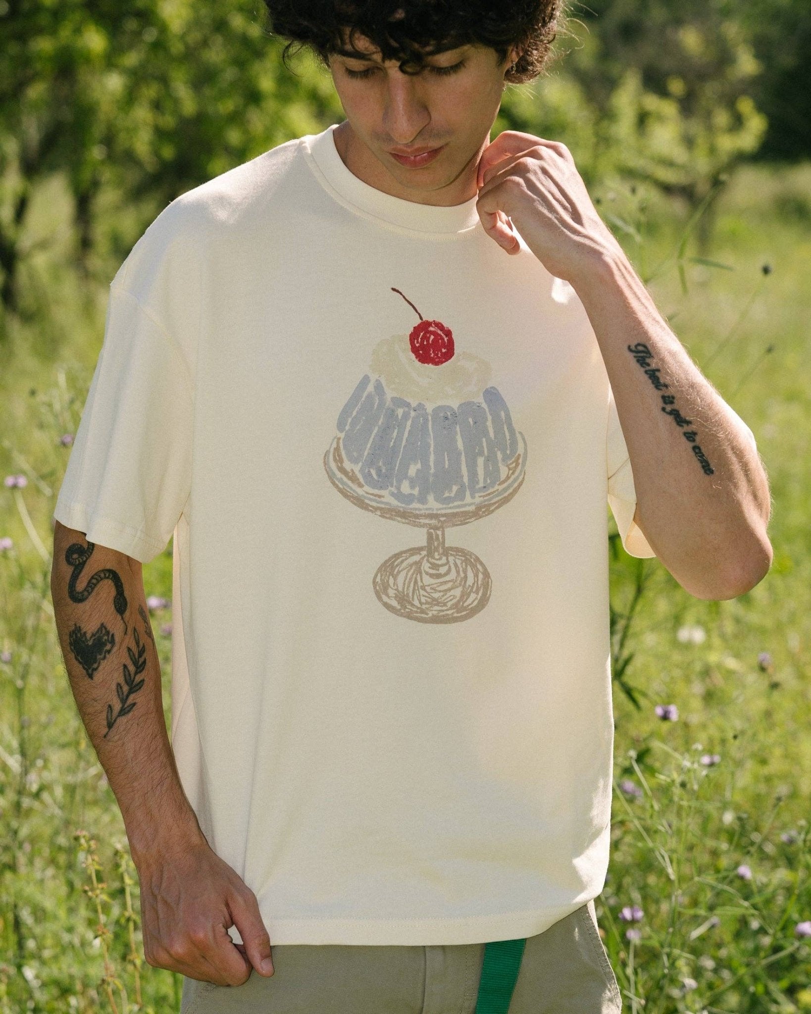 Tarta Gelatina - CHERRY ON TOP T-Shirt - ROSA ECK