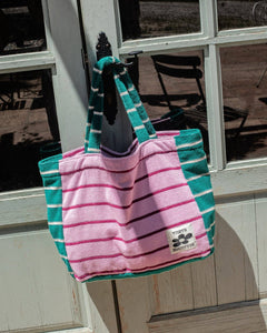 Tarta Gelatina - Handtuchtasche mit Streifen • Pink / Teal - ROSA ECK