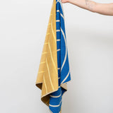 Tarta Gelatina - Wende-Badetuch • Blue / Mustard - ROSA ECK