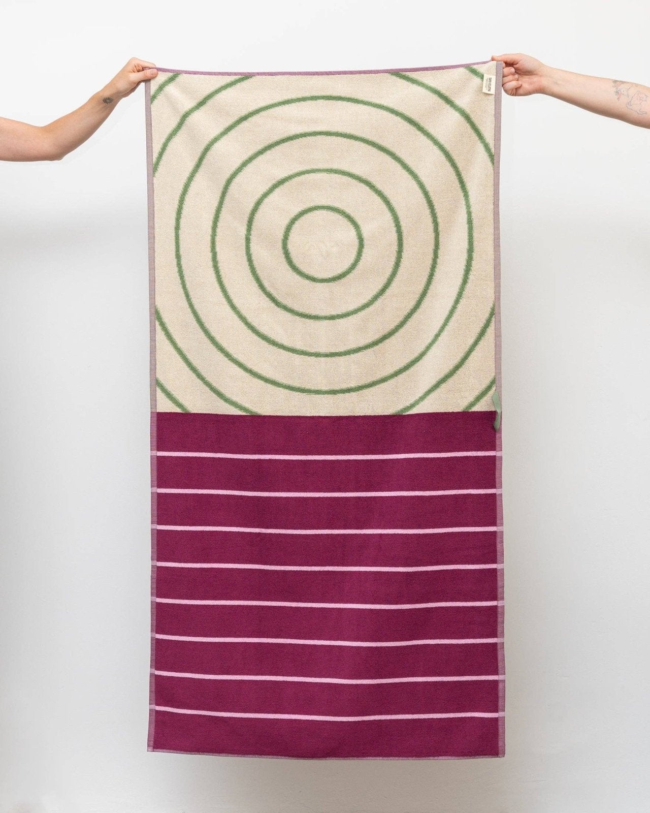 Tarta Gelatina - Wende-Badetuch • Sage / Plum - ROSA ECK