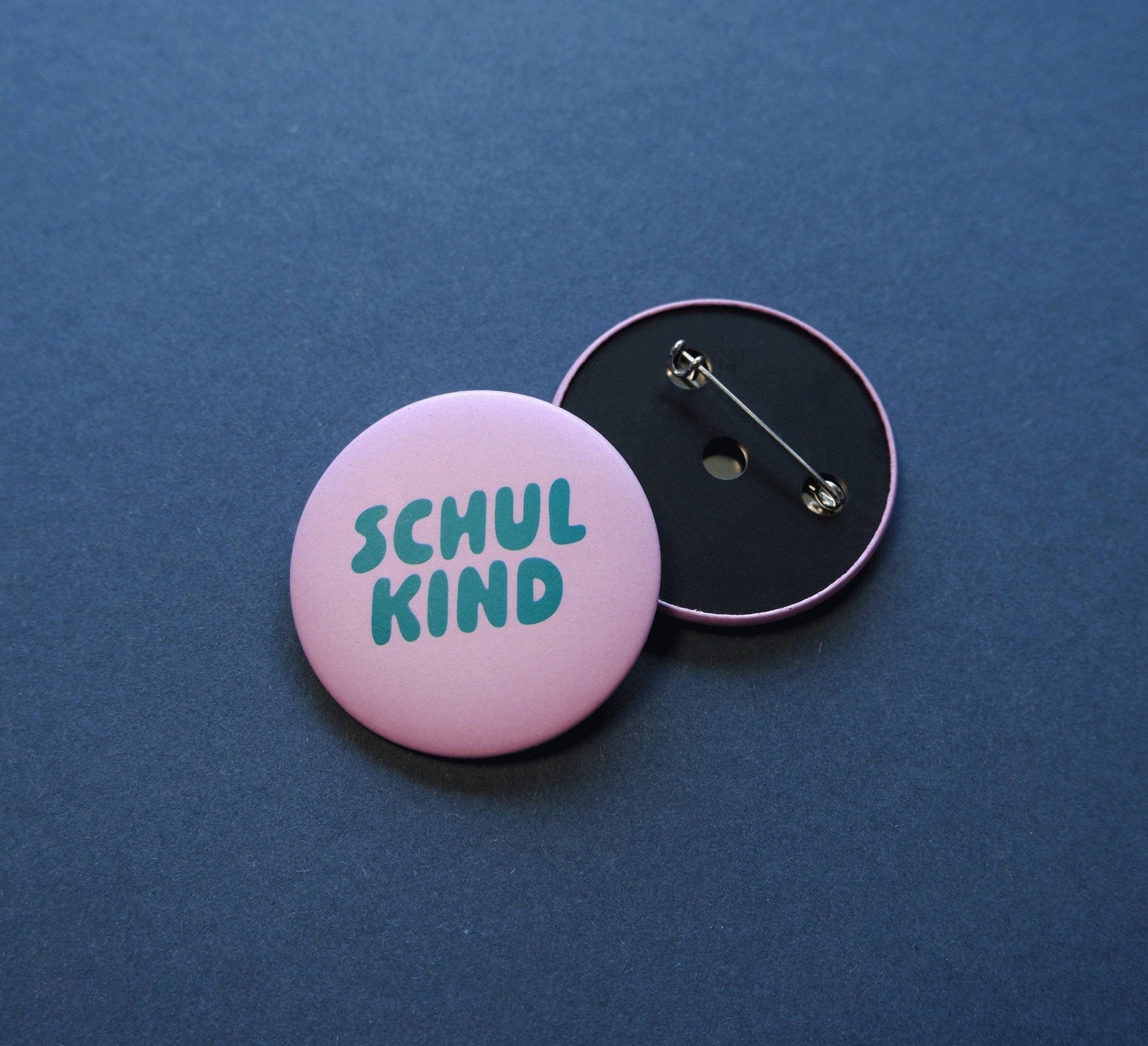 tinyday - SCHULKIND Button • Flieder - ROSA ECK