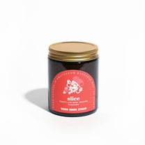 Very Goods Studio - SLICE Große Duftkerze im Glas (170 ml) - Kerze - ROSA ECK Concept Store