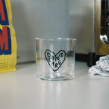 Trinkglas mit Statement • DON'T CARE – Yahya Studio – Bild 9