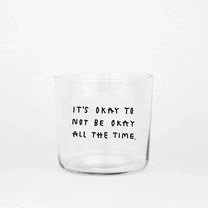 yahya studio - Trinkglas mit Statement • IT'S OKAY - ROSA ECK
